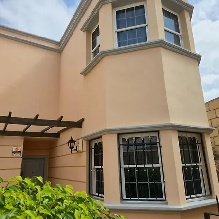 Seaview Townhouse * Chayofa