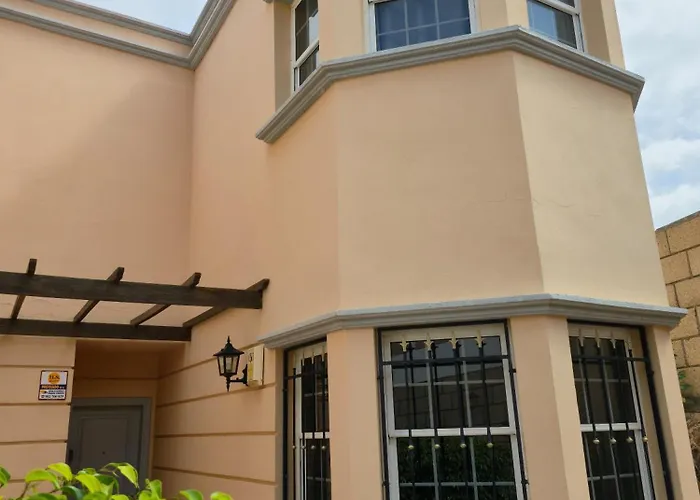 Seaview Townhouse * Chayofa