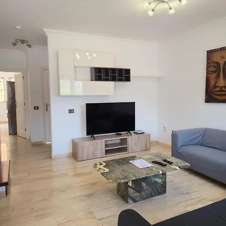 Seaview Townhouse Holiday home