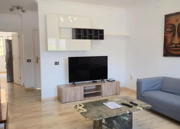 Seaview Townhouse Holiday home